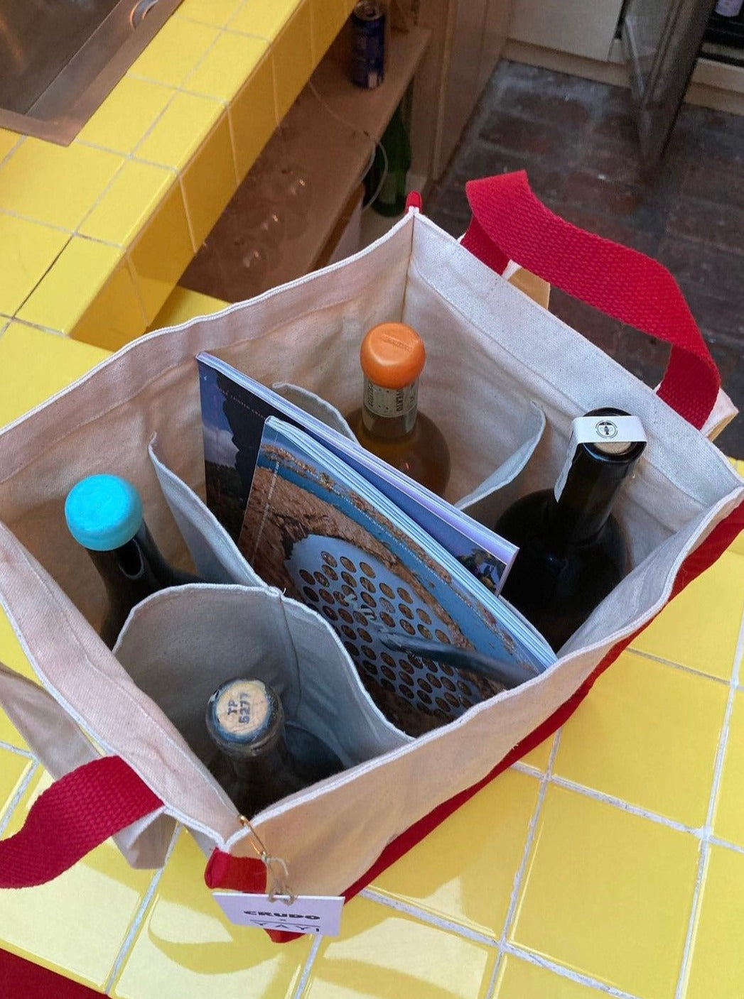 Vino Tote | El Vino Crudo x YAYI